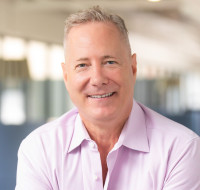 Mark Ogden Corporate Headshot Pink Shirt